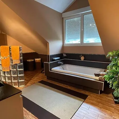 Nyaraló Residencial Relax Para 10 Personas Santa Divina